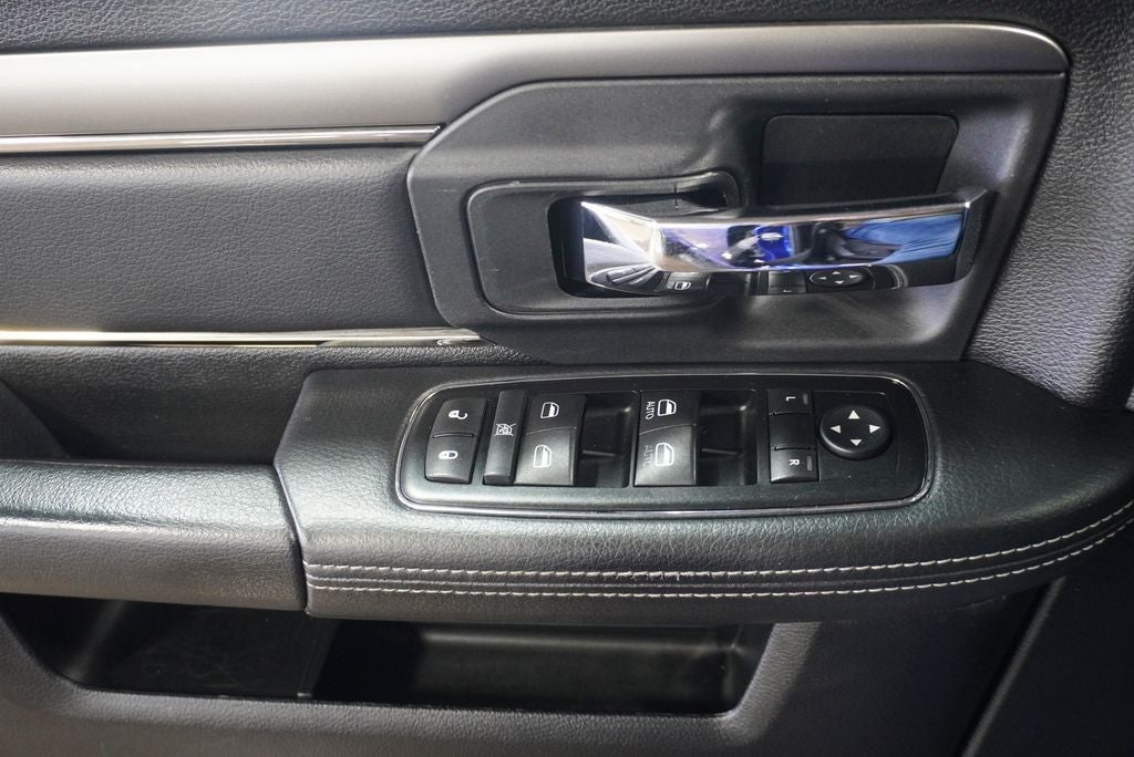 2015 RAM 1500 Sport Integrated Voice Command w/Bluetooth