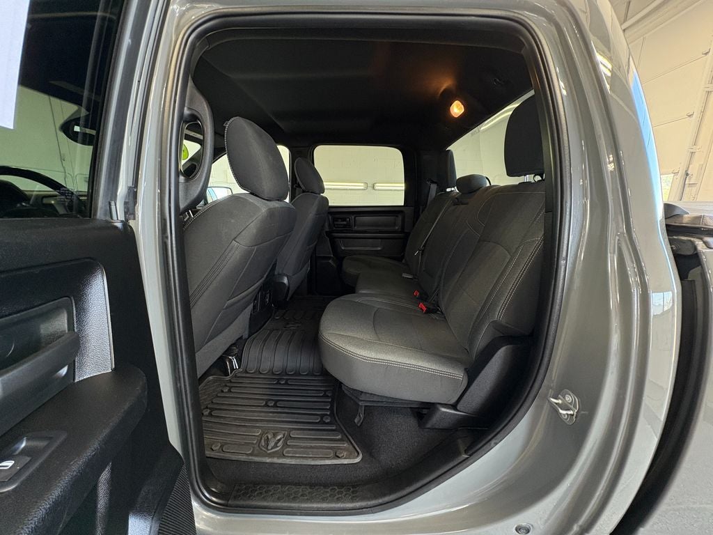 2022 RAM 1500 Classic Express