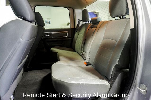 2022 RAM 1500 Classic SLT ParkView Rear Back-Up Camera & Integrated Voice Co