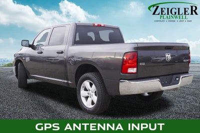 2023 RAM 1500 Classic SLT Apple CarPlay & ParkView Rear Back-Up Camera