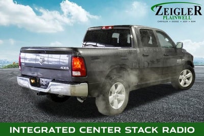 2023 RAM 1500 Classic SLT ParkView Rear Back-Up Camera & Apple CarPlay