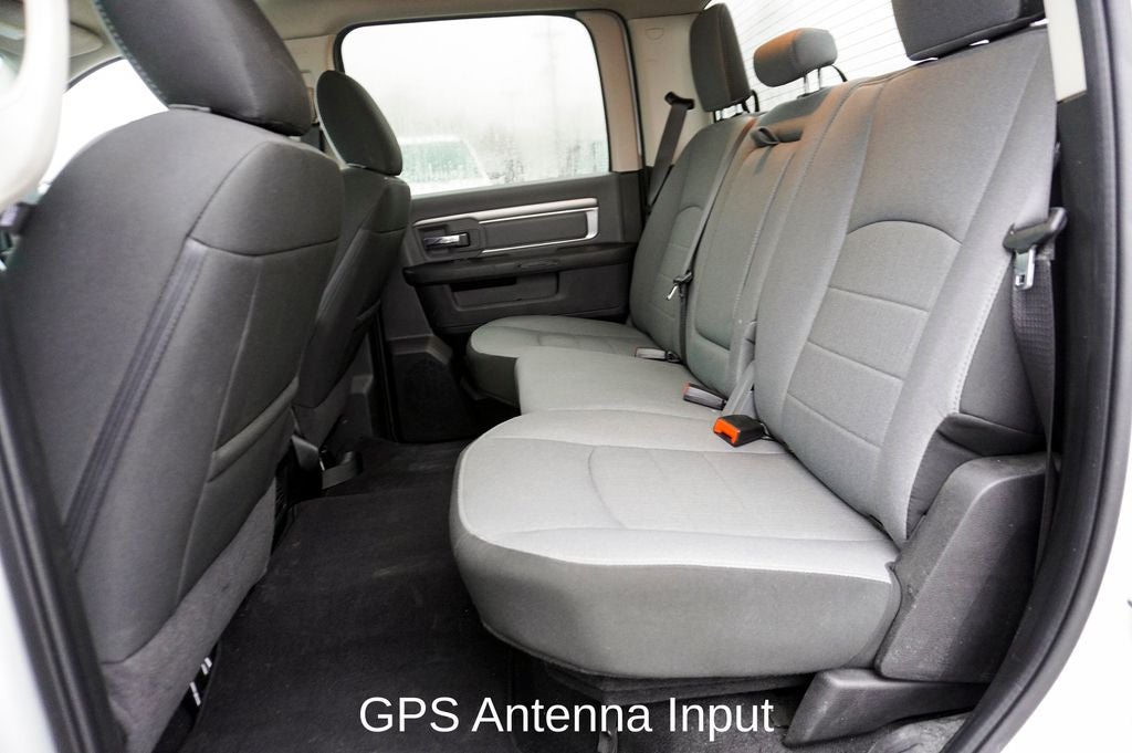 2022 RAM 1500 Classic SLT ParkView Rear Back-Up Camera &Integrated Voice Com