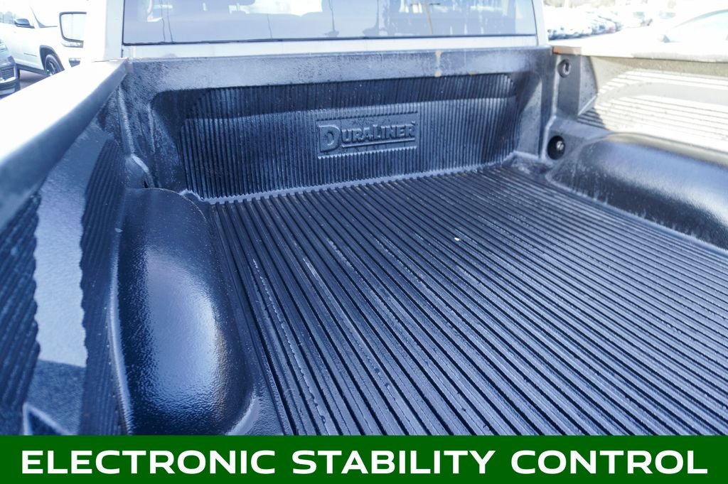 2023 RAM 1500 Classic SLT Integrated Voice Command w/Bluetooth & ParkView Re