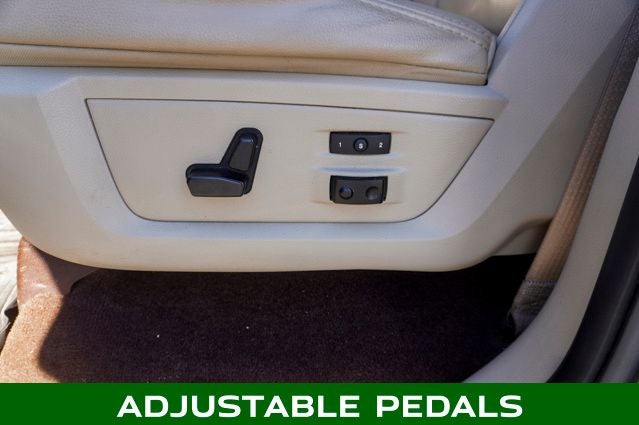 2017 RAM 1500 Laramie Navigation System & Uconnect 3C Nav w/8.4" Display