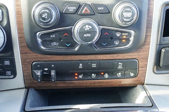 2017 RAM 1500 Laramie Navigation System & Uconnect 3C Nav w/8.4" Display