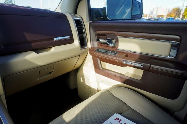 2017 RAM 1500 Laramie Navigation System & Uconnect 3C Nav w/8.4" Display