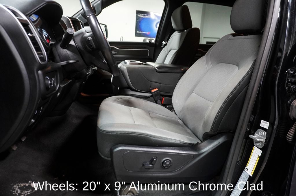 2021 RAM 1500 Big Horn/Lone Star Integrated Voice Command w/Bluetooth &Uconnect 4 w