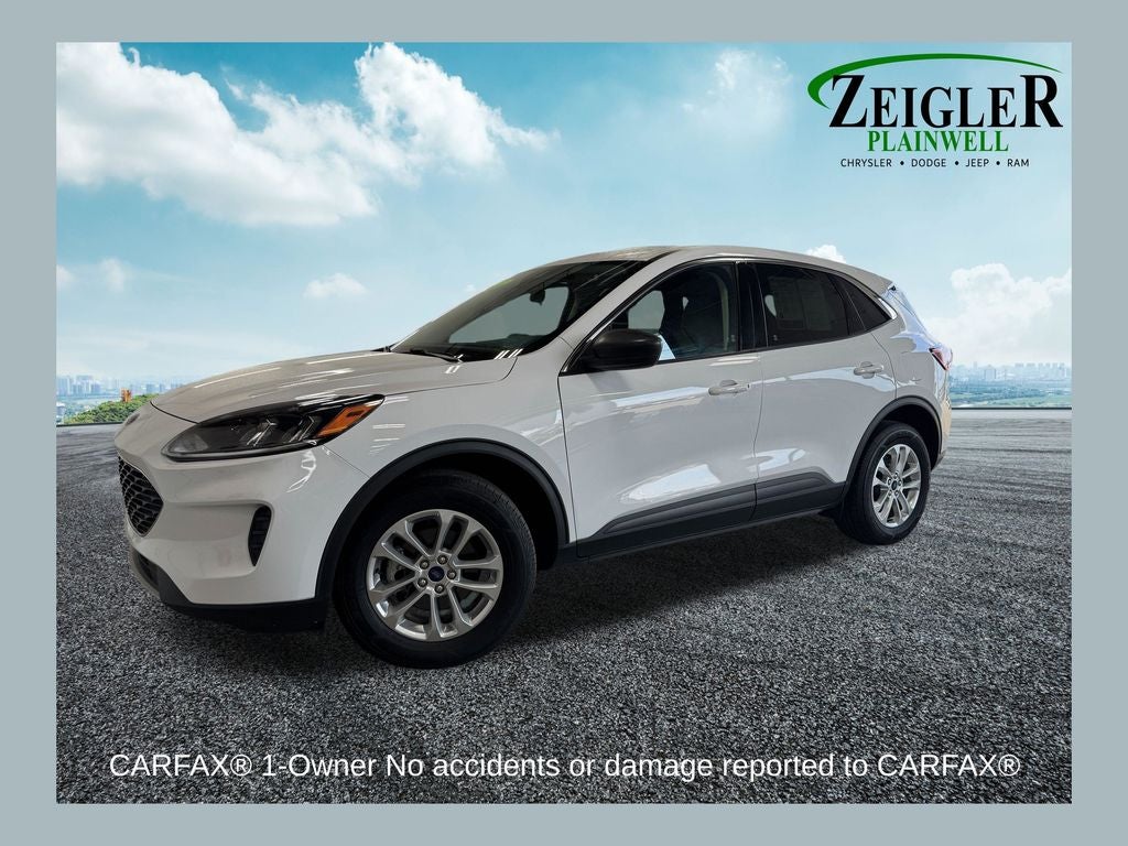 2022 Ford Escape Hybrid SE