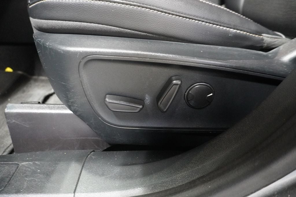 2021 Ford Escape Hybrid Titanium