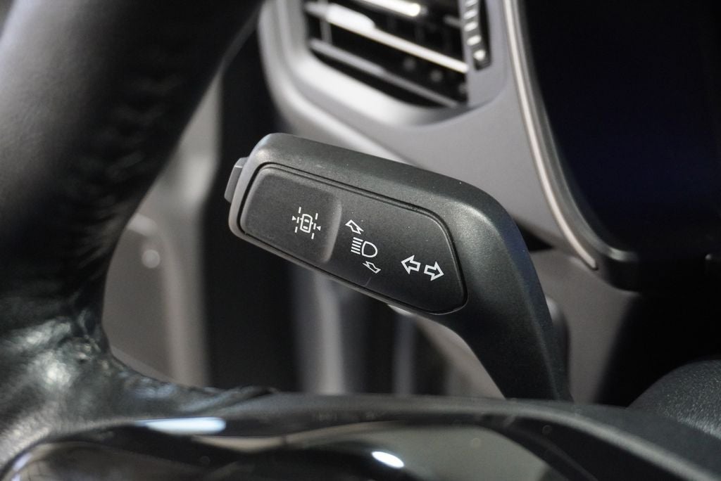 2021 Ford Escape Hybrid Titanium