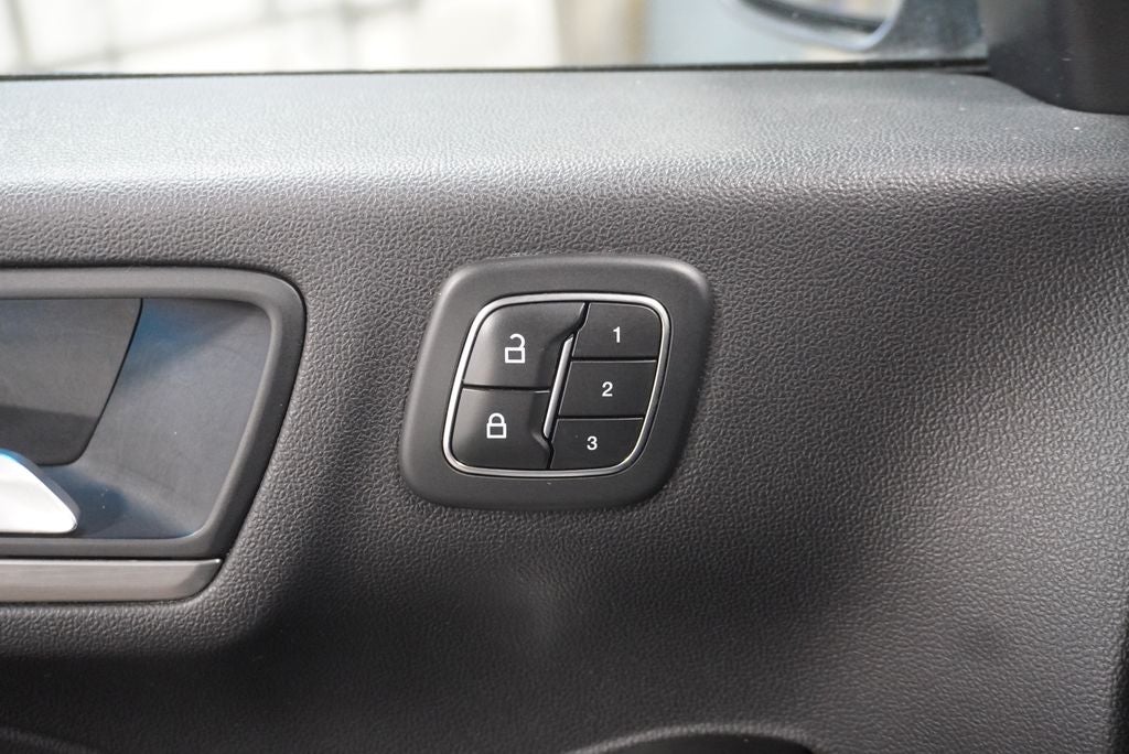 2021 Ford Escape Hybrid Titanium