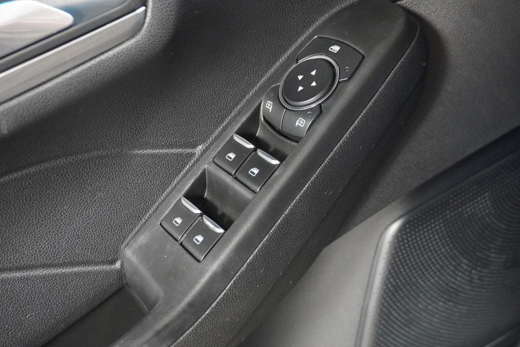 2021 Ford Escape Hybrid Titanium