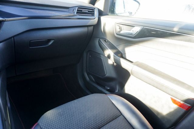 2023 Ford Escape ST-Line SYNC 4 w/Enhanced Voice Recognition