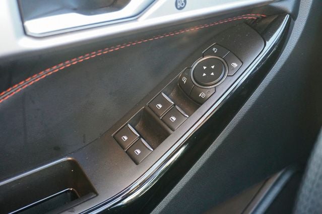 2022 Ford Explorer ST-Line Twin Panel Moonroof & SYNC 3/Apple CarPlay/Android