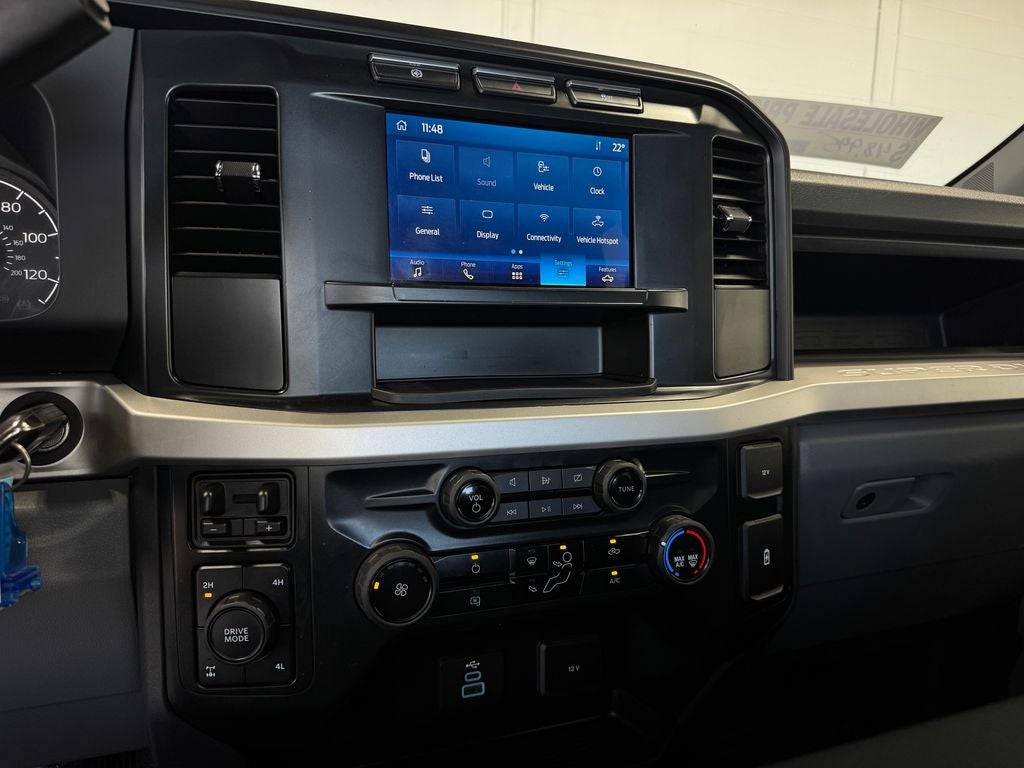 2023 Ford F-250SD XL GVWR: 10,000 lb Payload Package