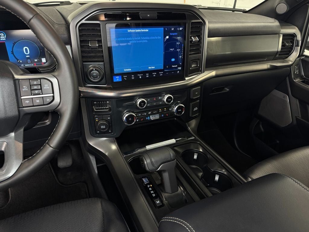 2025 Ford F-150 Lariat Navigation system