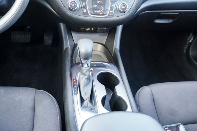 2022 Chevrolet Malibu LS 1FL