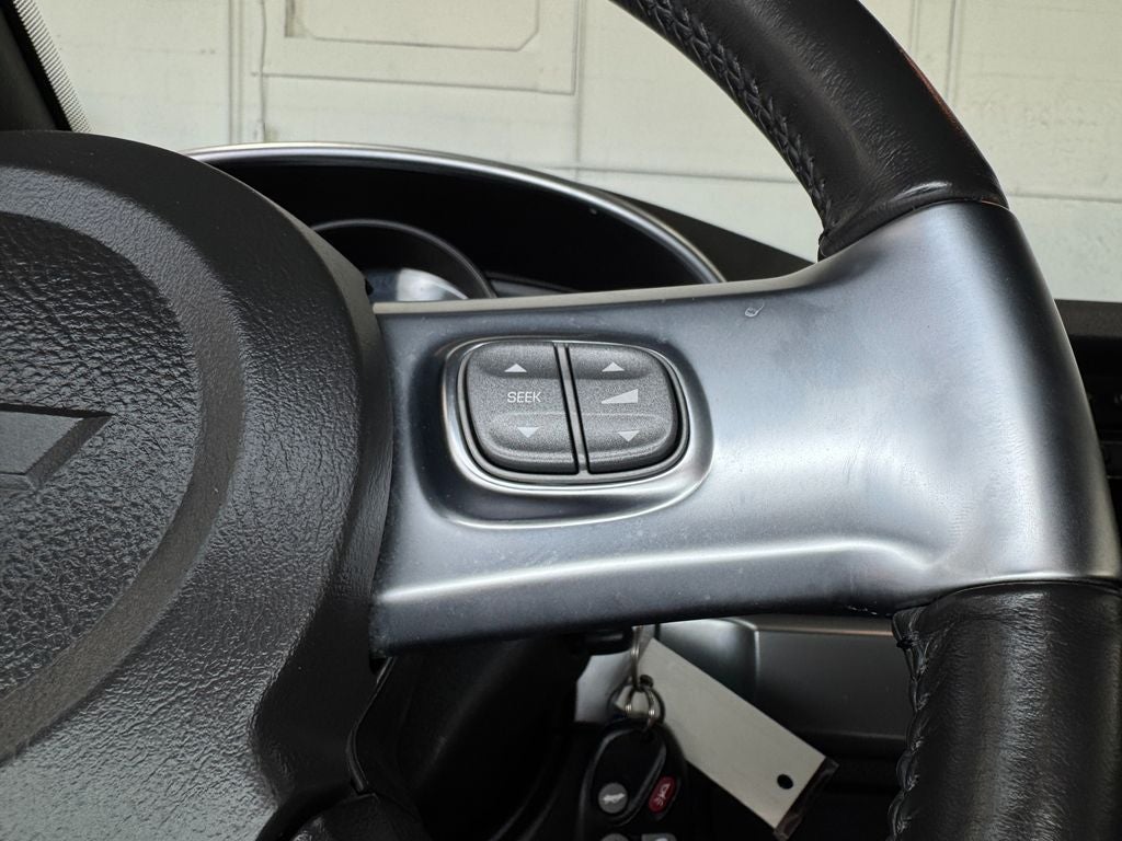 2004 Chevrolet SSR Base