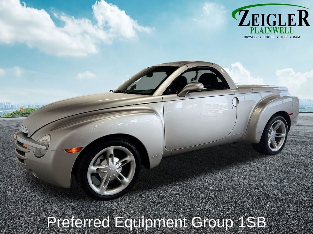 2004 Chevrolet SSR Base
