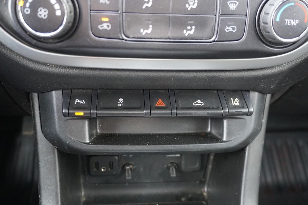 2022 Chevrolet Colorado LT Rear Vision Camera & Apple CarPlay/Android Auto