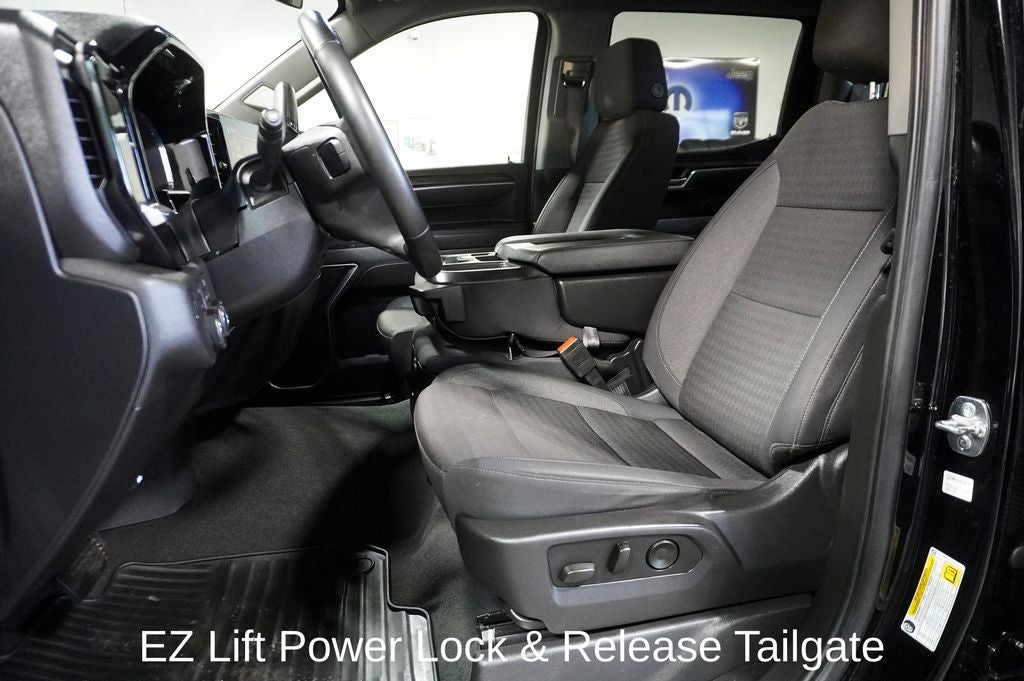 2025 Chevrolet Silverado 1500 LT Navigation System & 12.3" Multicolor Reconfigurabl