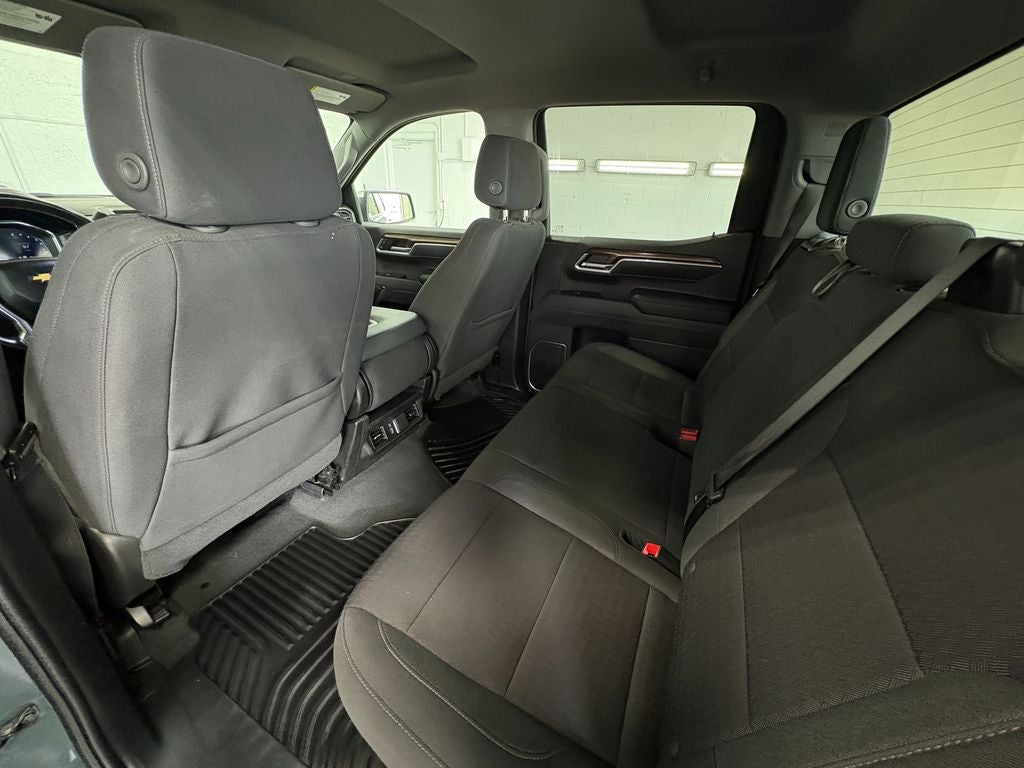 2025 Chevrolet Silverado 1500 LT LT1