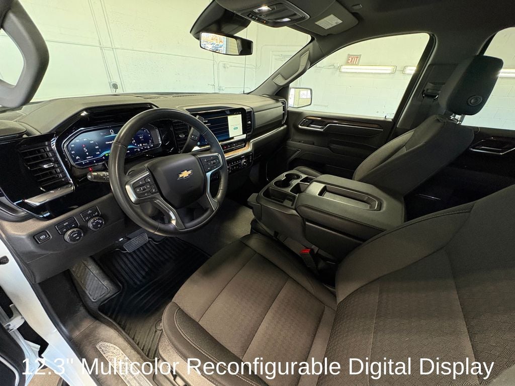 2025 Chevrolet Silverado 1500 LT Navigation System