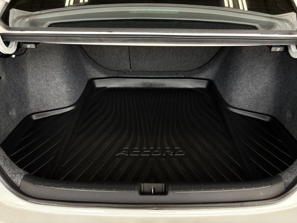 2018 Honda Accord Touring Power moonroof