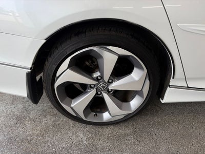 2018 Honda Accord Touring Power moonroof