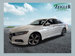 2018 Honda Accord Touring Power moonroof