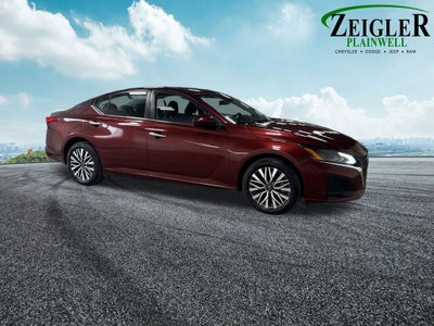 2023 Nissan Altima 2.5 SV Apple Car Play