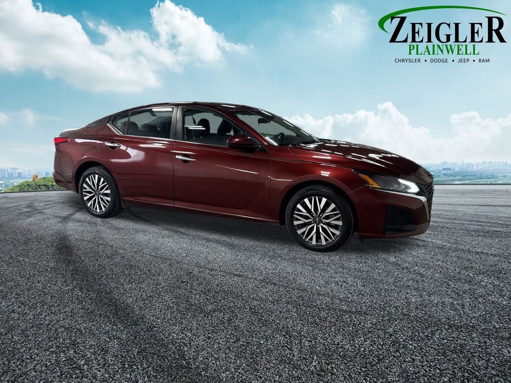 2023 Nissan Altima 2.5 SV Apple Car Play