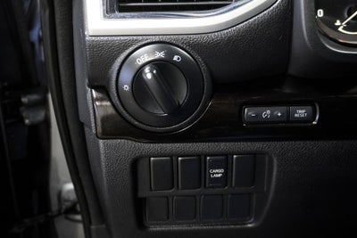 2018 Nissan Titan SV Backup Camera & Blue Tooth