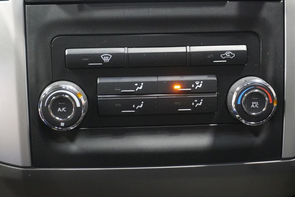 2016 Nissan Frontier SV Remote keyless entry