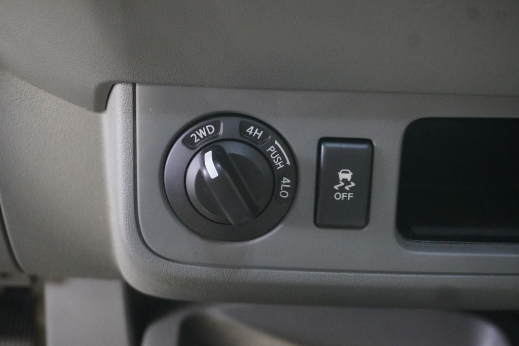 2016 Nissan Frontier SV Remote keyless entry