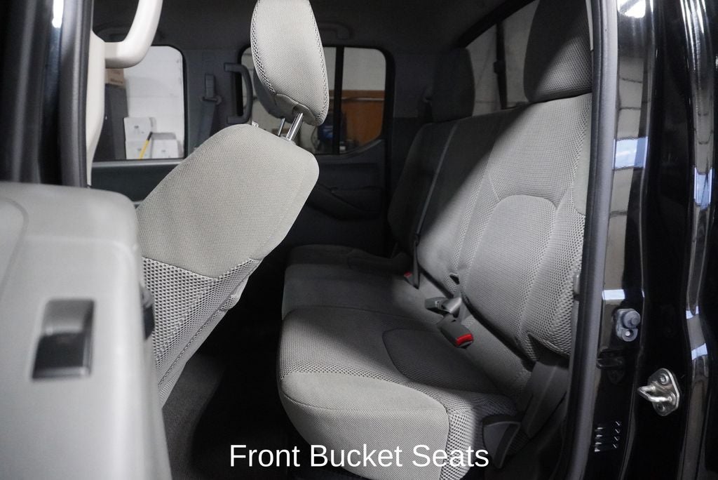 2016 Nissan Frontier SV Remote keyless entry