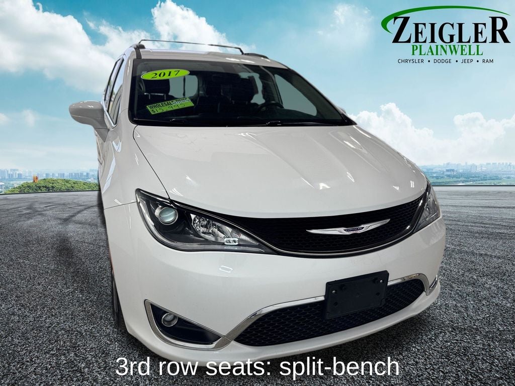 2017 Chrysler Pacifica Touring L 3rd row seat