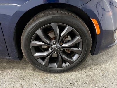 2018 Chrysler Pacifica Touring L Plus S Appearance Package