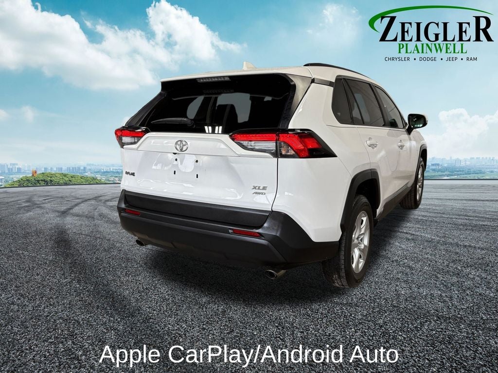 2020 Toyota RAV4 XLE