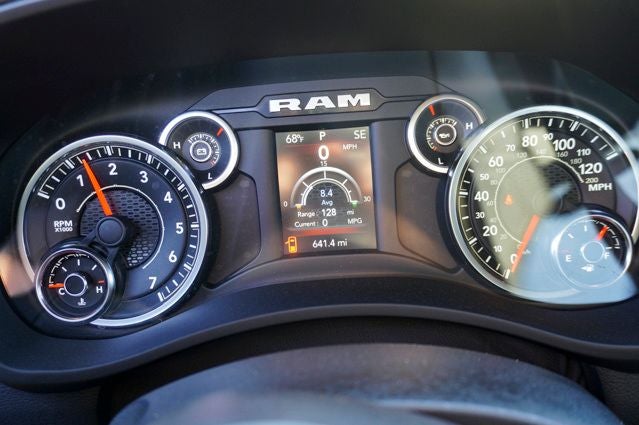 2023 RAM 3500 Tradesman Navigation System & ParkView Rear Back-Up Camera