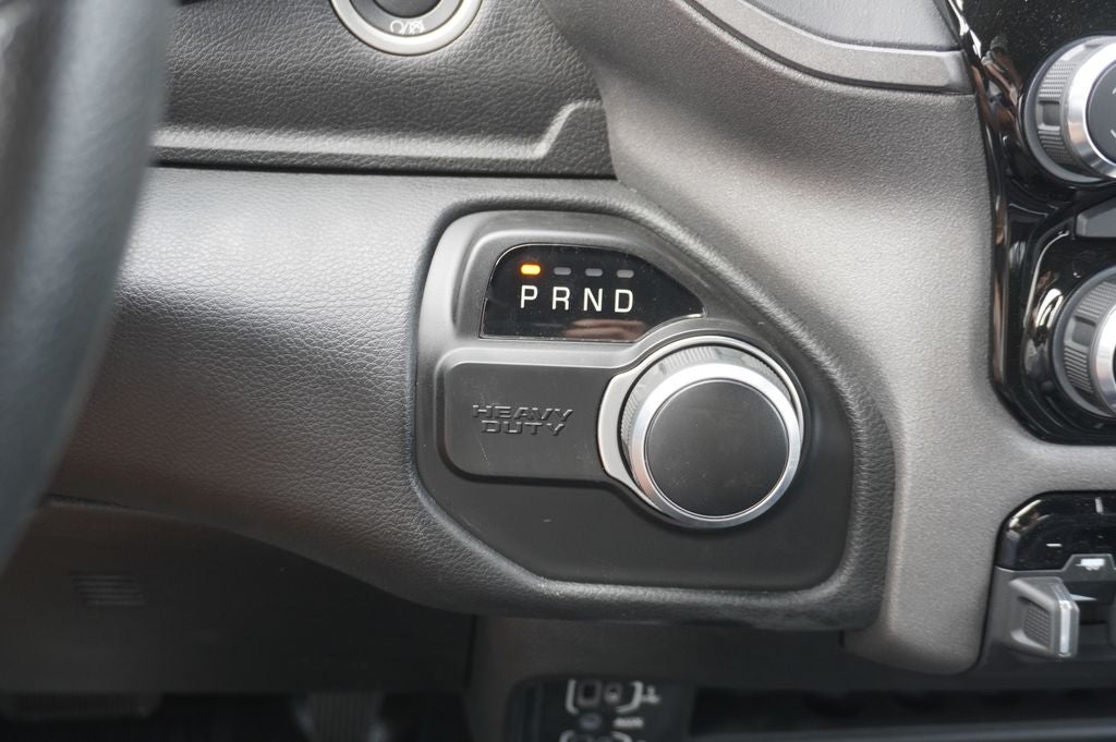 2023 RAM 3500 Tradesman Navigation System & 8.4" Touchscreen Display