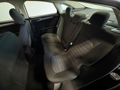 2020 Ford Fusion SE Power Moonroof