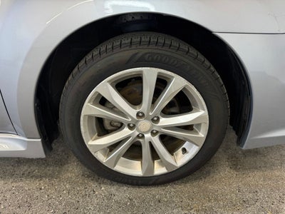 2013 Subaru Legacy 2.5i Premium