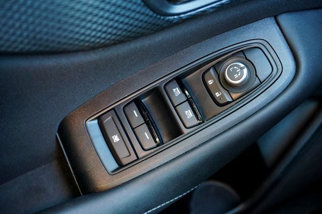 2023 Subaru Outback Premium Backup Camera & Blue Tooth