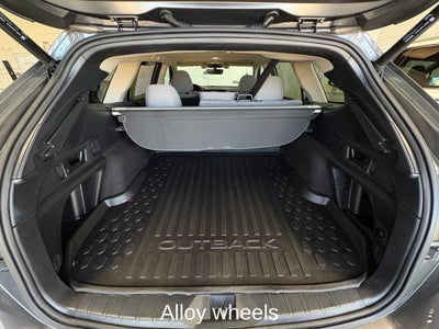 2022 Subaru Outback Premium BSD & RCTA & Keyless Access & Push Button Start