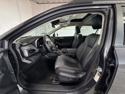 2025 Subaru Outback Onyx Edition Power moonroof