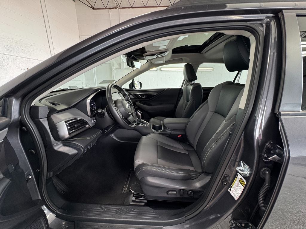 2025 Subaru Outback Onyx Edition Power moonroof