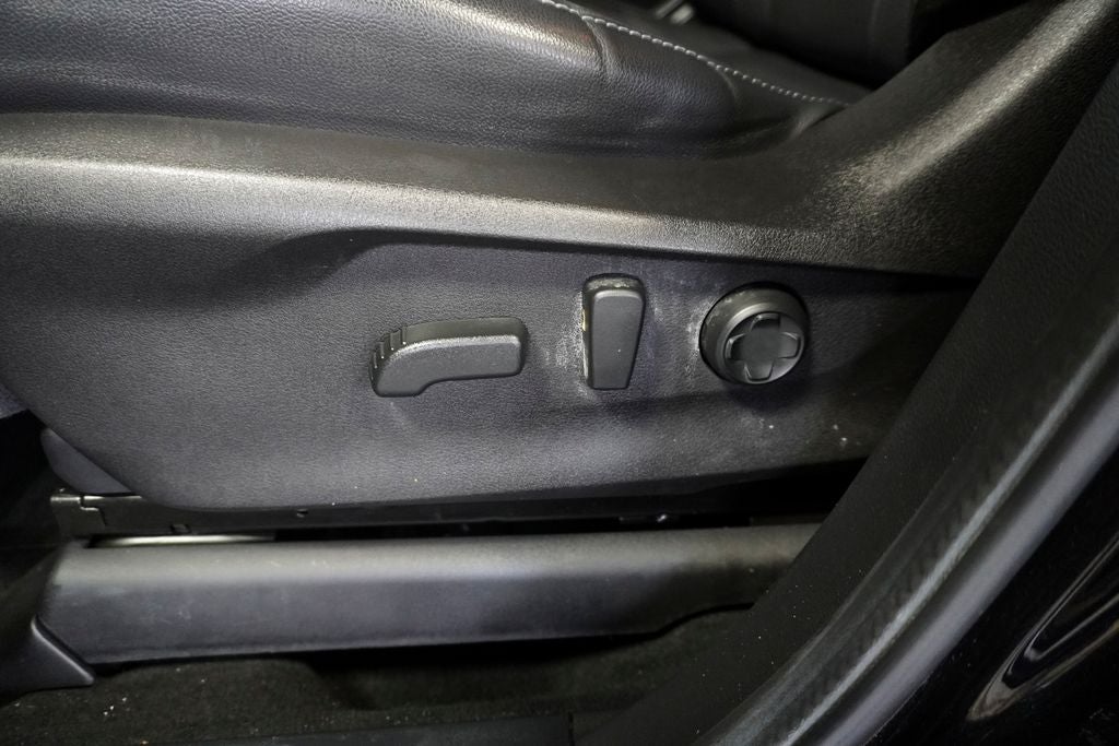 2024 Subaru Ascent Limited STARLINK/Apple CarPlay/Android Auto