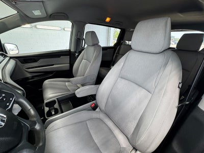 2021 Honda Odyssey LX 3rd row seat