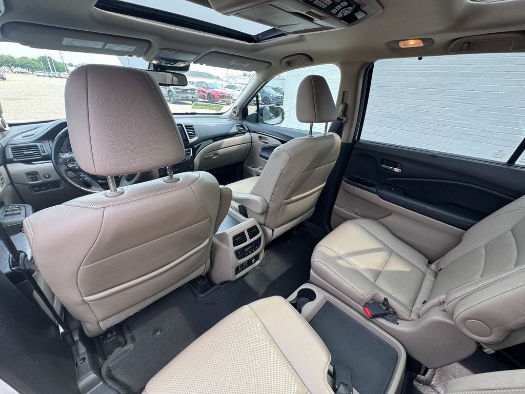2016 Honda Pilot Elite 3rd row seat